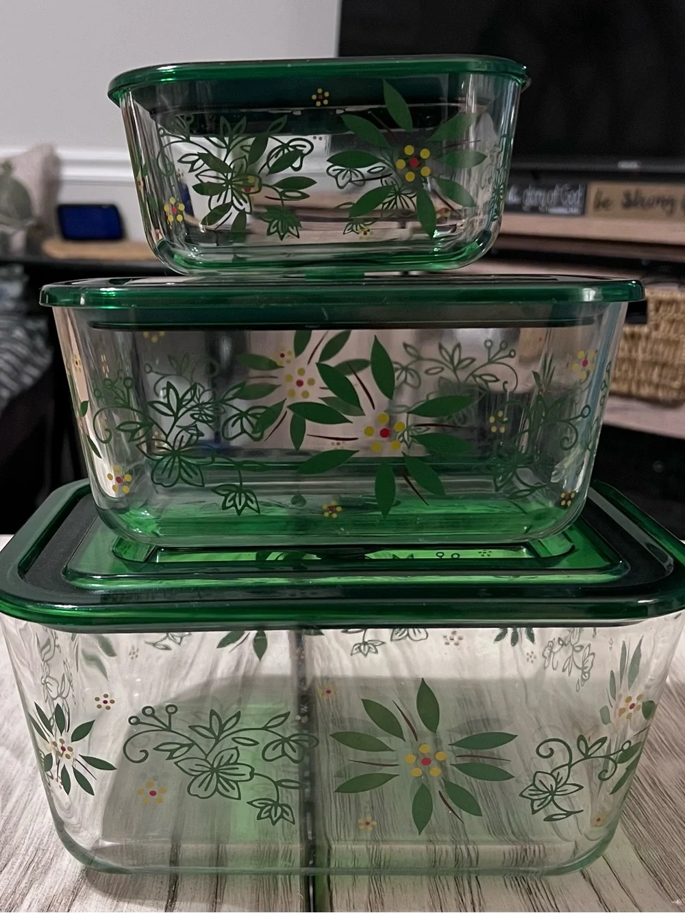 Temp-tations Old World Poinsettia 3 Pc Glass Storage Set Vented Lids